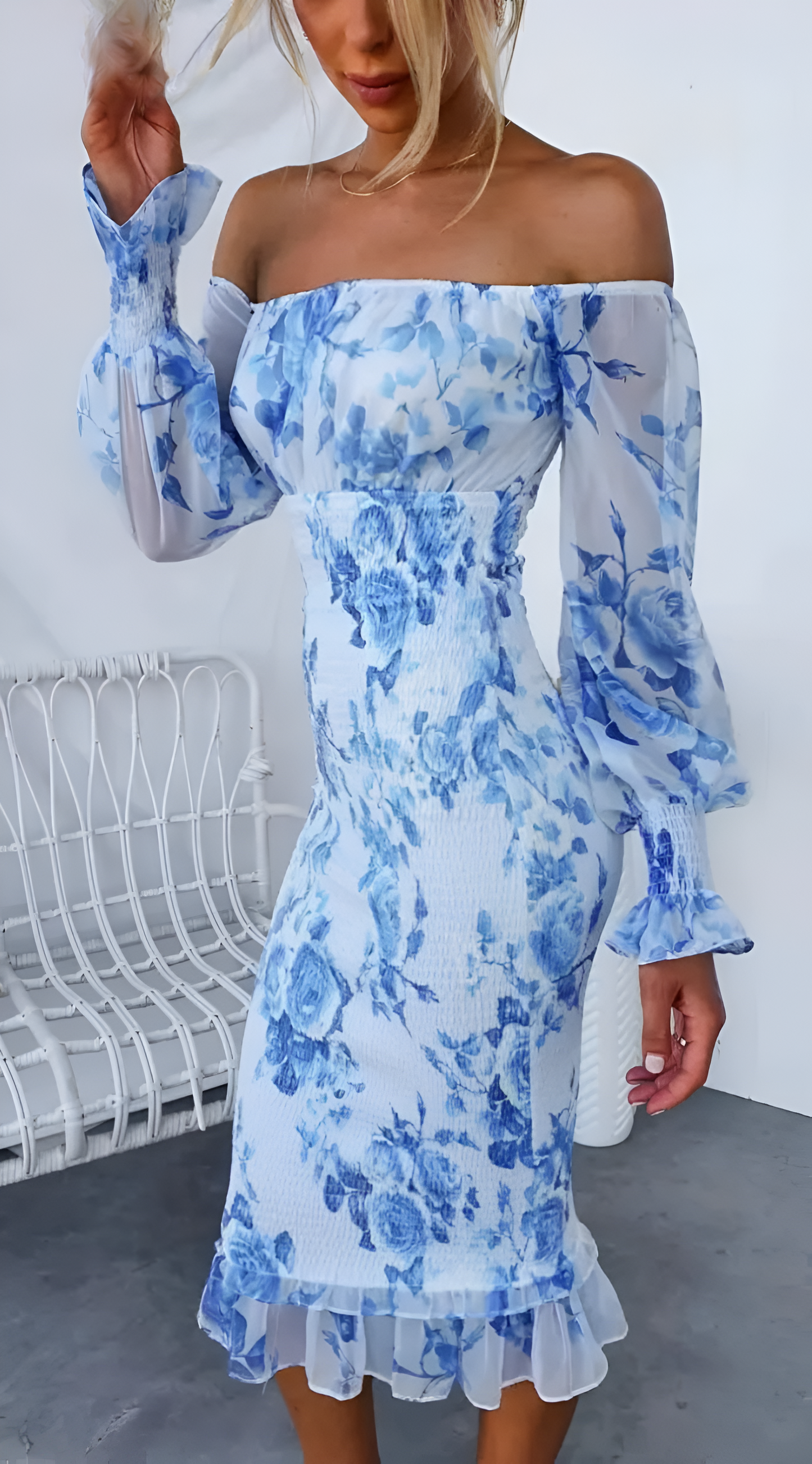 Abigail | Blommande Elegant Klänning