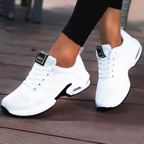 Klara™ - Avslappnade Emma Sneakers