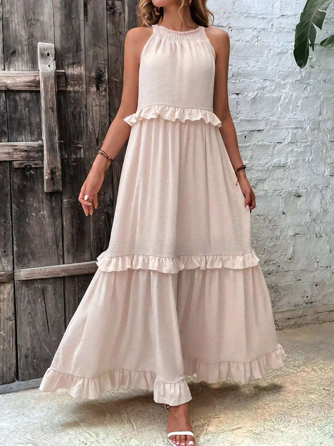 Sarah | Halter Ruffle Maxiklänning