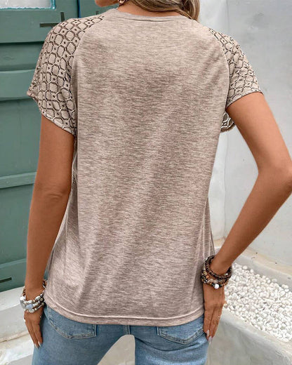 Else™ - Spetsdetaljer T-shirt